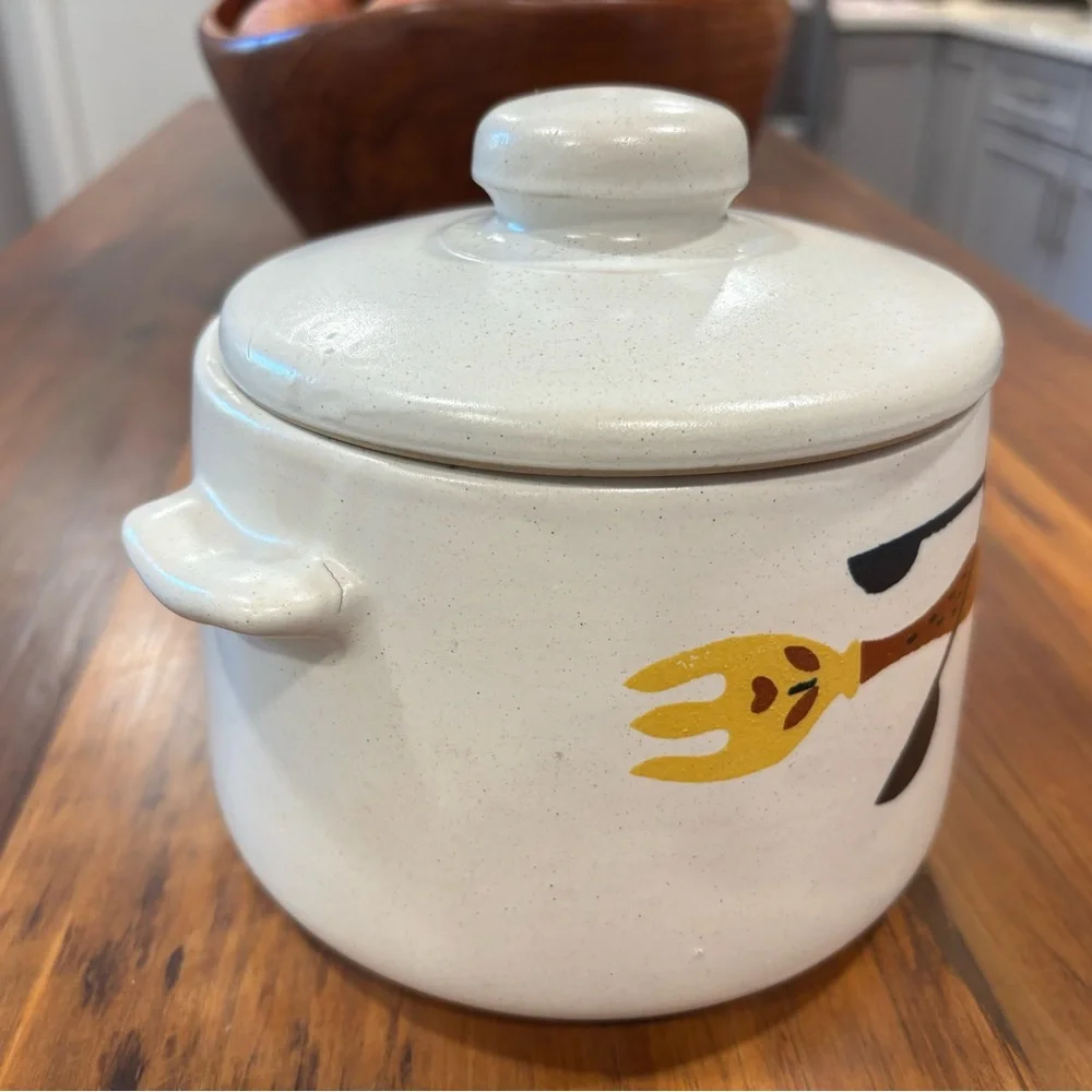 MCM 60’s Vintage Baked Bean Pot Set with 2 bean bowls- Westbend USA